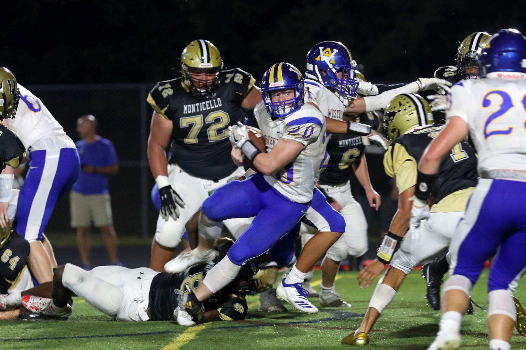 20190928_cdp_sports_monticellofootball026.JPG